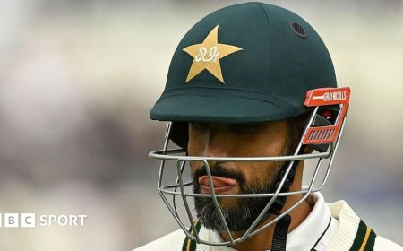 'Embarrassing' Pakistan break record in innings to forget