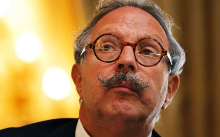 Soros-Linked Former Swiss Banking Chief Convicted in $102 Million Bribery Scheme