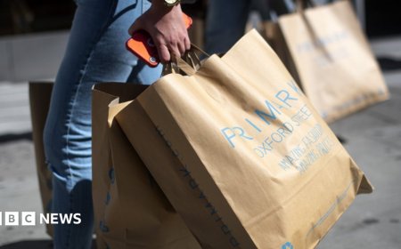 Primark takes further step into online shopping with home deliveries
