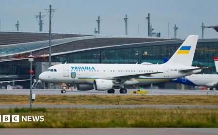Russian drone incursion delays Zelensky flight