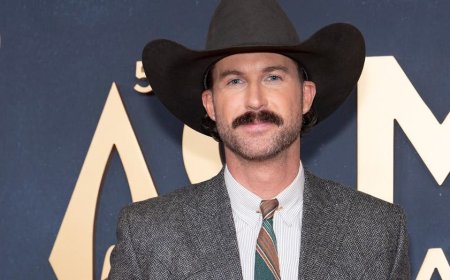 Riley Green reveals how he builds his concert setlist with fans always as the top priority