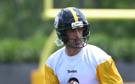 Aaron Rodgers roasts 'gutless' ESPN's integrity for its Dianna Russini-Mike Vrabel coverage 'hypocrisy'