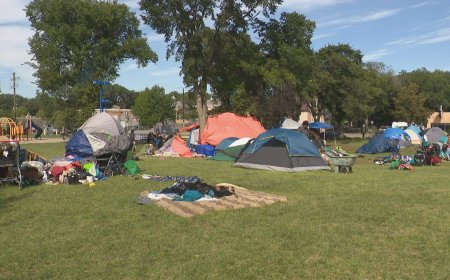 Volunteer group at Pepsi Park encampment calling for public support
