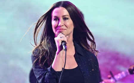Alanis Morissette says websites were built to plot her murder after 'Jagged Little Pill' success