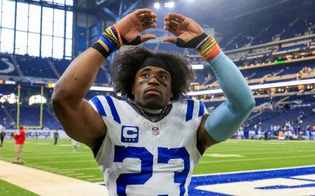 Eagles Reportedly Sign Former Pro Bowl CB Kenny Moore II To Practice Squad