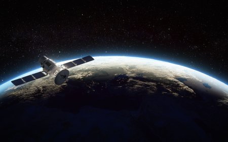 UK space squadron to guard against 'unprecedented threats'
