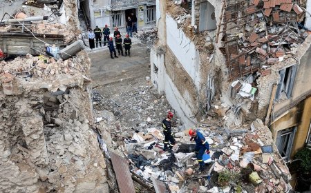 Four American tourists among 6 killed after explosion levels building near Athens’ Acropolis