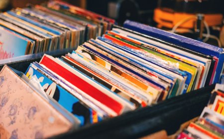 Counterfeit vinyl record maker sentenced to three years in the slammer after making $3.5 million