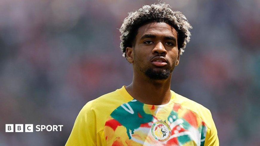 Aston Villa sign Mbaye and Harwood-Bellis