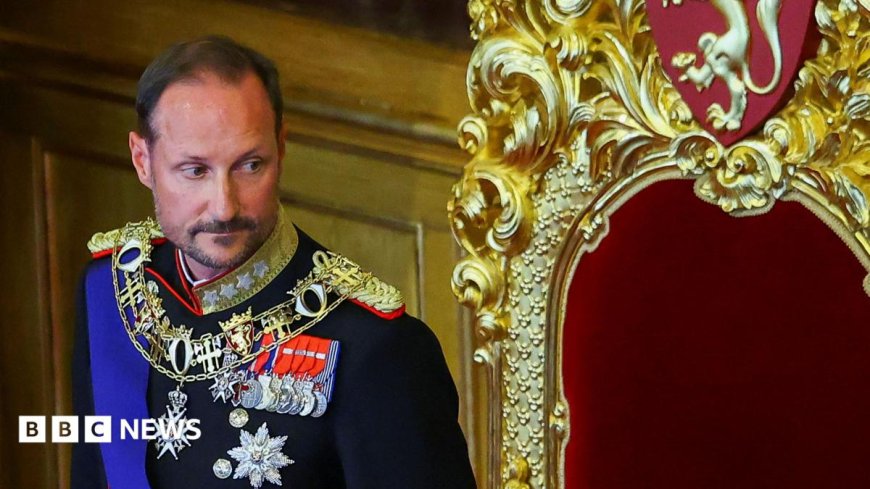 Watch: Norway's new king takes oath as mourners pay respects to his late father