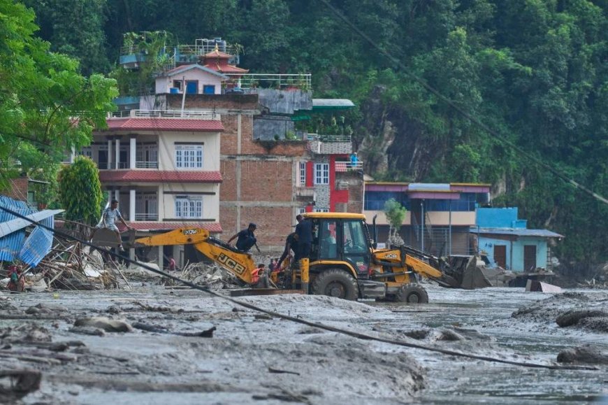 ‘We have to move quickly’: Canadians lend a hand as massive relief effort in Nepal begins