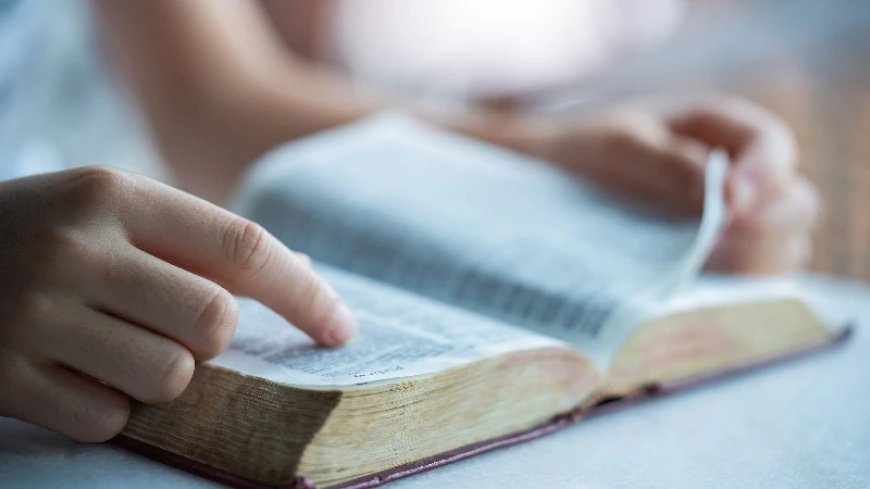 Mom Can’t Read Bible To Daughter Or Take Her To Church: Maine Supreme Court