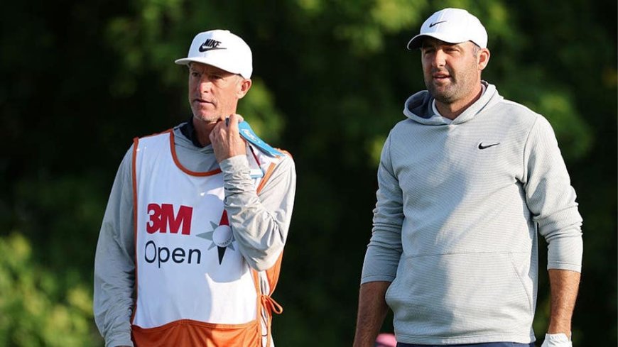 Scottie Scheffler's caddie details conversation about potential $1 billion LIV Golf offer, why he'd decline