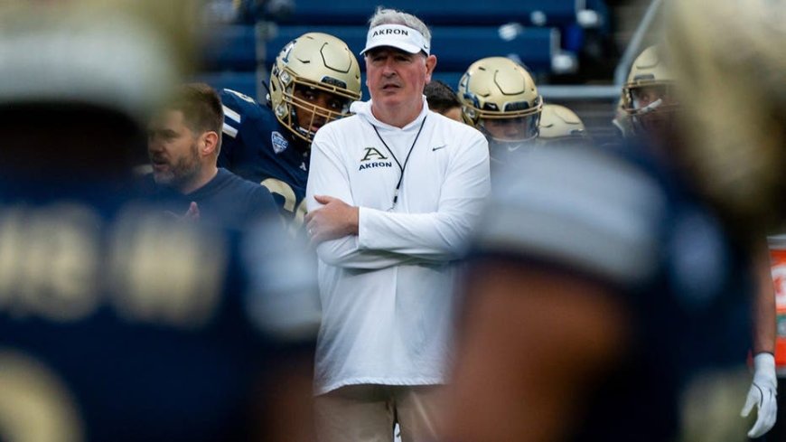 Akron Zips vs. Wake Forest Demon Deacons week 1 college football pick favors under 48.5