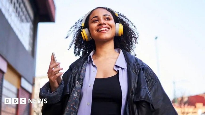 Weekly quiz: What has been named TikTok's song of the summer in the UK?