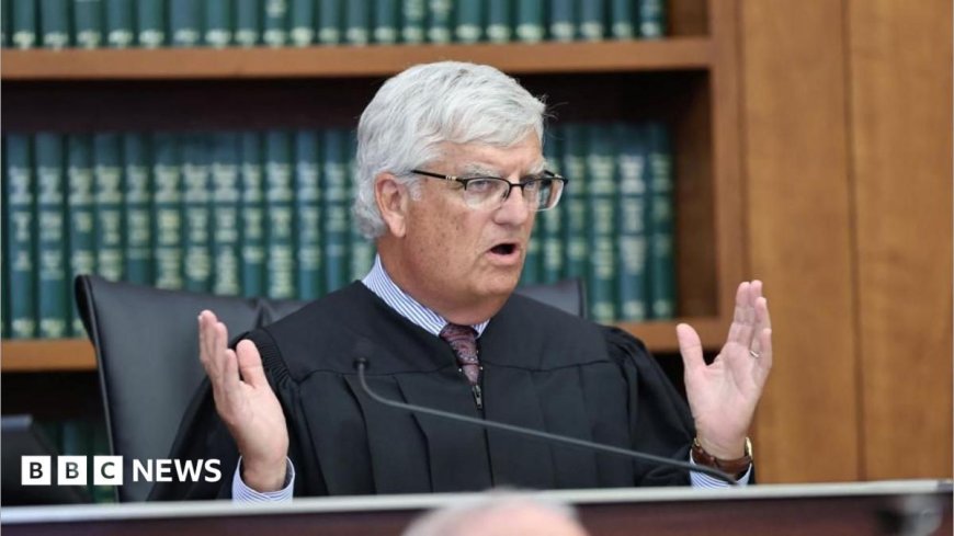 What happens if a mistrial is declared in Lindsay Clancy case?