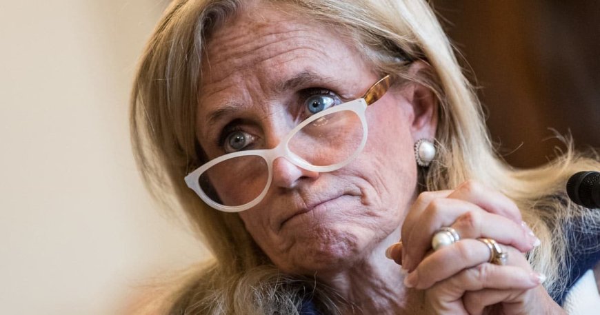 Trump Unloads on Democrat Congresswoman, Bestows New Nickname in Fiery ‘Lake America’ Feud: ‘Debbie Dingbat’