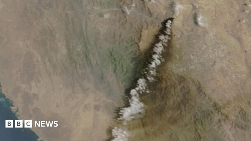 Saudi Arabia vows to respond after Houthis attack cities and energy facilities