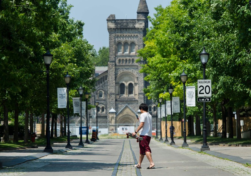 University of Toronto staff agree to tentative deal after strike vote