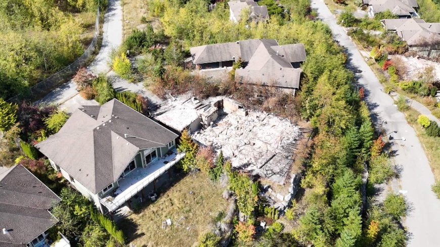 Suspicious fires in abandoned Sechelt neighbourhood put residents on edge