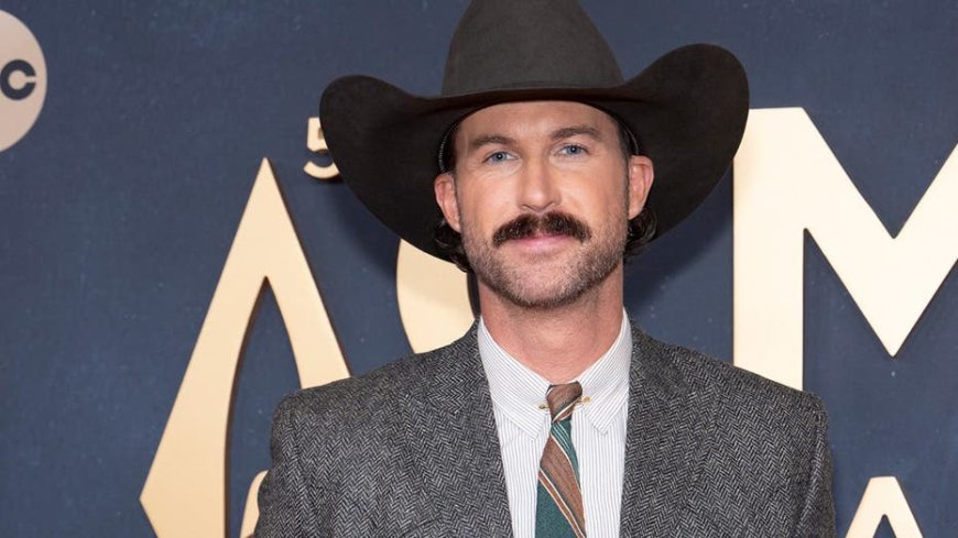 Riley Green reveals how he builds his concert setlist with fans always as the top priority
