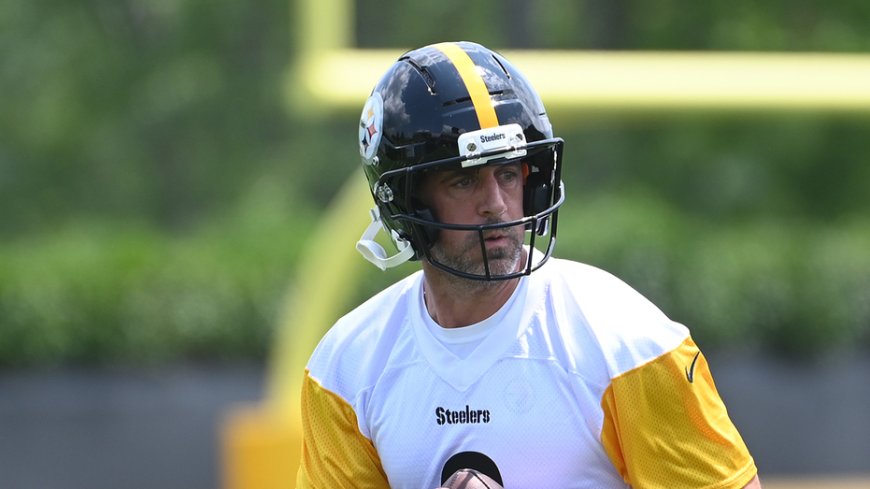 Aaron Rodgers roasts 'gutless' ESPN's integrity for its Dianna Russini-Mike Vrabel coverage 'hypocrisy'