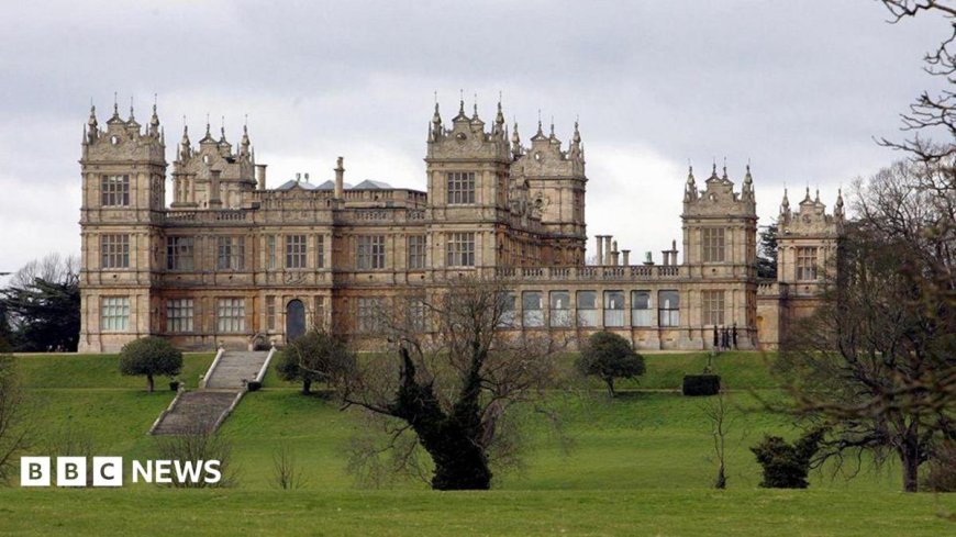 'Batman mansion' owner hits back in bats row
