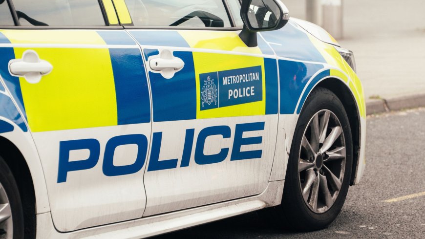Officer stabbed in leg as 800 police carry out raids on suspected organised crime group