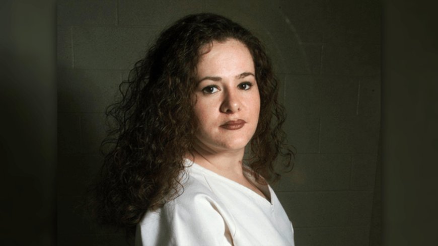 Execution of Tennessee woman paused 1 hour before