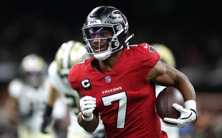 Falcons turn primetime doubters into believers behind Bijan Robinson's back-to-back masterpieces