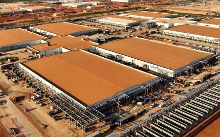Data center construction spending hits record $85 billion annual pace