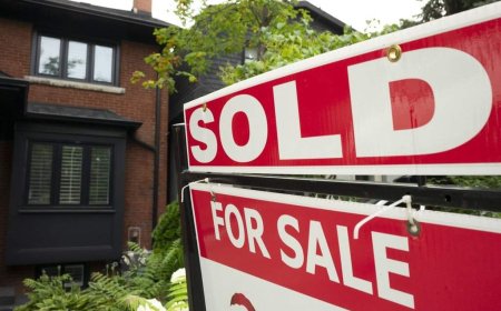 Greater Toronto home sales in September down from year ago, average price also lower
