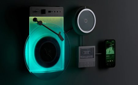 Wall-mountable record, CD, and cassette players combo is a full hi-fi system with no wires