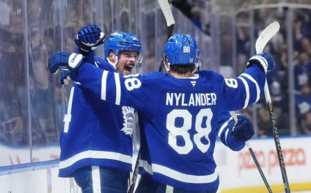 Matthews scores in OT, Leafs top Preds 5-4