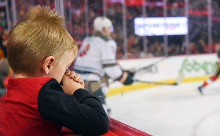 Permanent daylight time brings quirky NHL start times to Western Canada