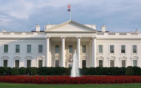 Arizona man arrested after allegedly emailing White House bomb threat to Tucson news station