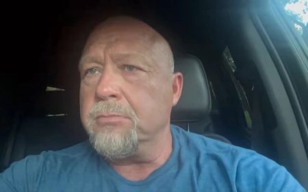 Trump Makes Diesel Deal With Putin, Zelensky Freaks Out