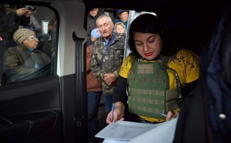 'If we don't do it, nobody else will': Inside Ukraine's wartime postal service