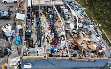 Four dead after Hurricane Isaias crashes into US - as Mexico braces itself for Category 4 storm