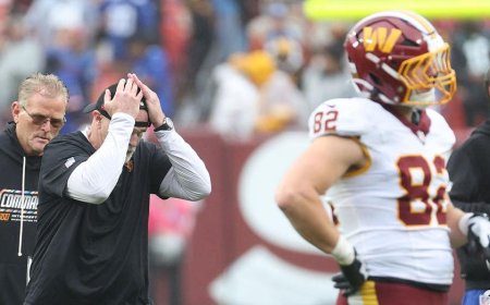 NFL's dumbest moment of Week 5 had the Commanders taking a tie more offensive than Redskins nickname ever was
