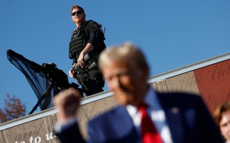 Secret Service leadership warn of 'massive increase' in threats against the president