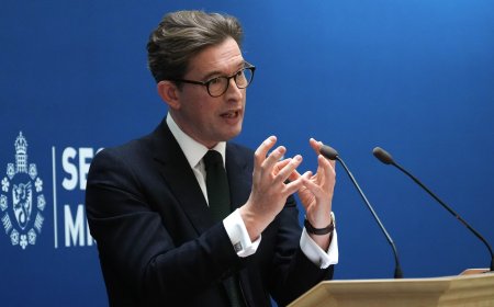 AI 'supercharging' security threats to UK, MI5 warns