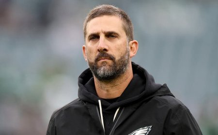 Philadelphia sports hit rock bottom as Eagles, Phillies, Flyers all are having abysmal October