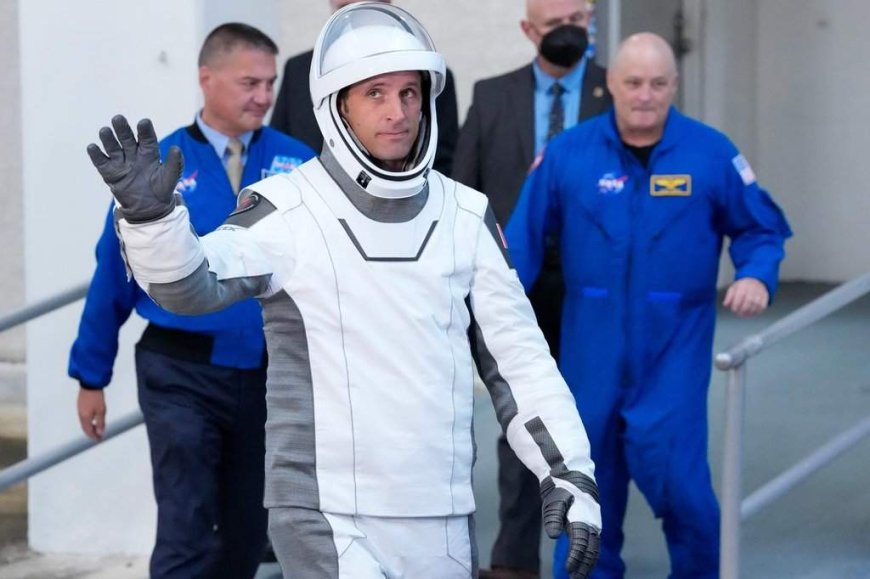 Canadian astronaut reaches International Space Station for six-month mission