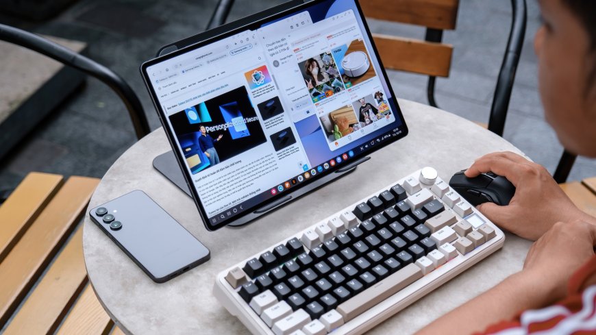 This Quick Galaxy Tablet Setting Turns Your Device Into A Second Monitor