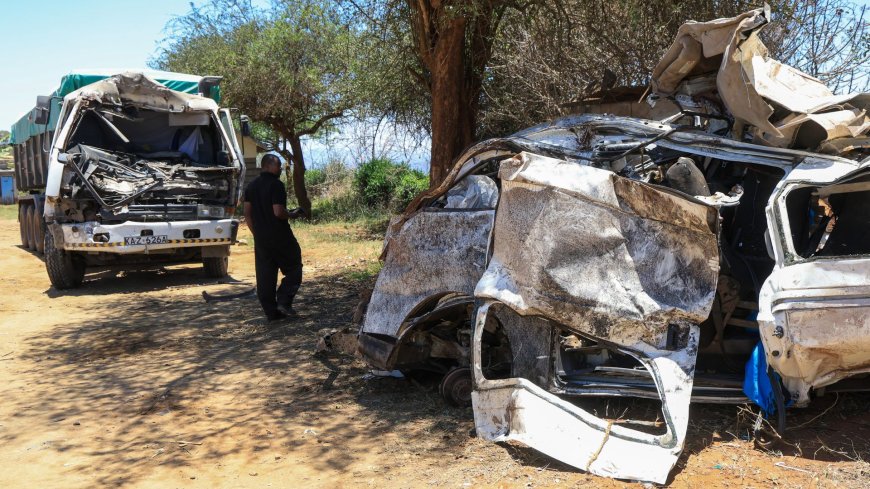 At least 17 people killed in Kenya road crash