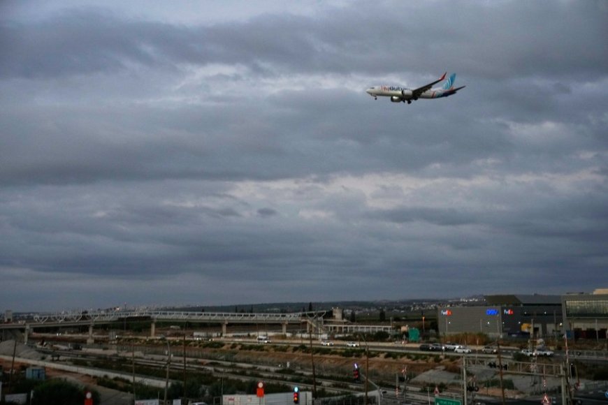 Ax-wielding FlyDubai co-pilot had been flagged over extremism concerns
