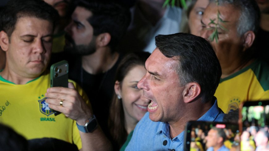 Bolsonaro and Lula to compete in Brazilian presidential run-off after tight vote
