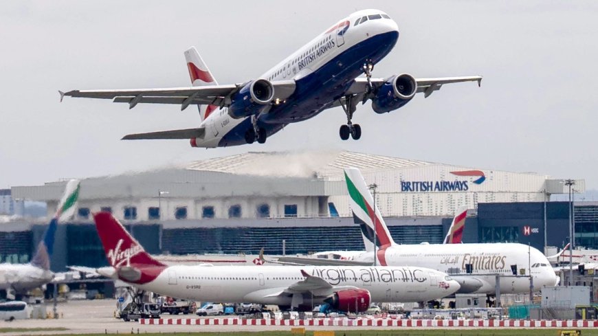 British Airways flight from London turns back after 27,000ft drop