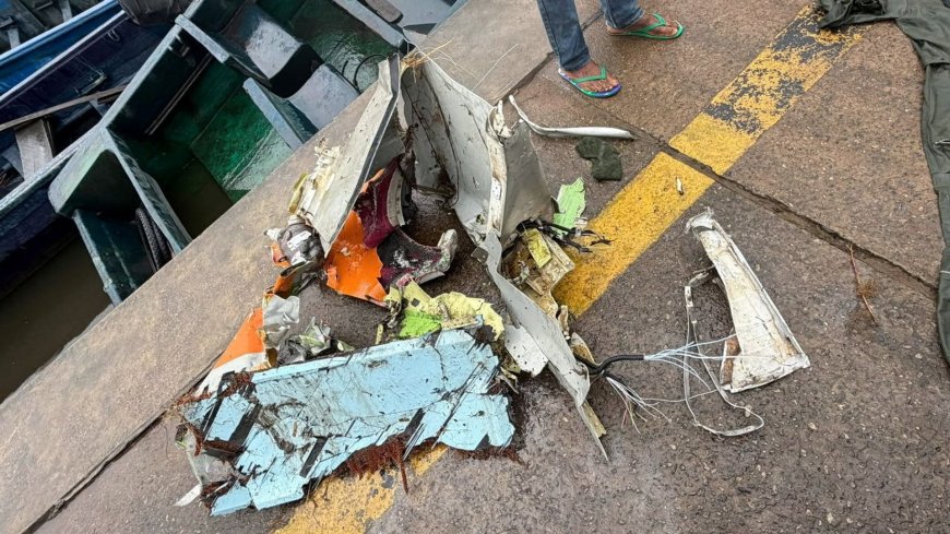 Plane carrying 25 crashes with no survivors